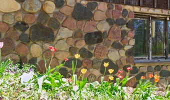 6372 Wildlife Rd, Allenton, WI 53002