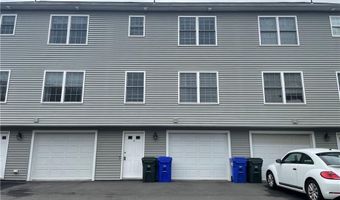 380 King St 5, Bristol, CT 06010