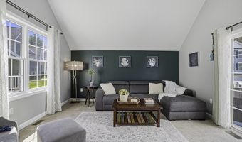 41 Nile St 41, Billerica, MA 01821