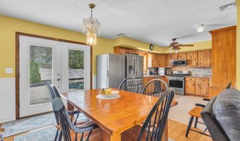 7 Glenwood Dr, Bayville, NJ 08721
