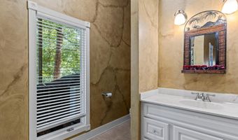 428 Windy Wood, Alexander City, AL 35010