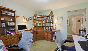 77 Windward Ln, Bristol, RI 02809