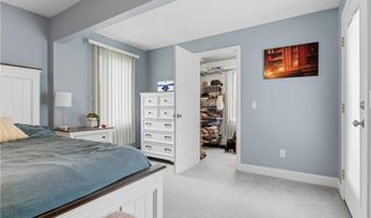 12 Pat Dr, Lincoln, RI 02865