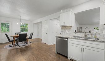 4 Evesham Ln, Bella Vista, AR 72714