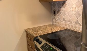 316 BURNSIDE St 103, Annapolis, MD 21403