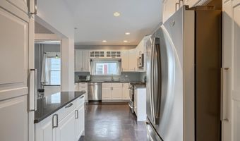 2210 LAKE Ave, Baltimore, MD 21213