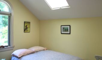 55 Liberty St, Chester, CT 06412