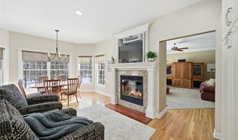 709 NE Georgetown Ct, Ankeny, IA 50021