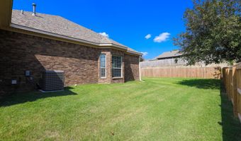 4006 Edgewater Dr, Benton, AR 72109