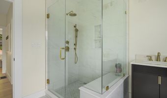 55 Indian Rock Rd, Bedford, NH 03110