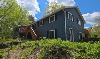 29 Parker St, Glocester, RI 02814