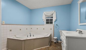 15080 Wright Rd, Athens, AL 35611