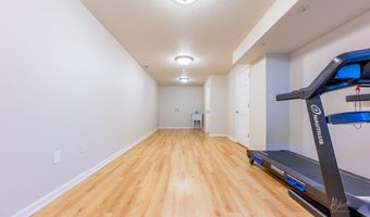 2321 Sundown Dr, Ames, IA 50014