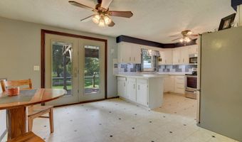907 A Ave, Armstrong, IA 50514