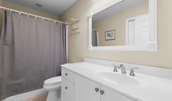 329 ESSEX Ave, Beach Haven, NJ 08008