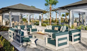 5828 WINDBREAK Ct, Apollo Beach, FL 33572