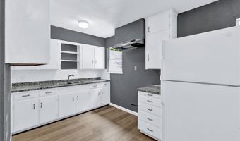 705 N RAY St, Alvarado, TX 76009