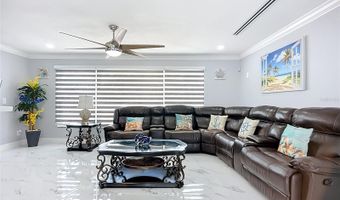 6531 SANTIAGO Ct, Apollo Beach, FL 33572