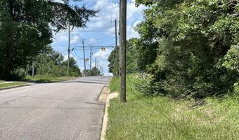 W Watson Street, Andalusia, AL 36420