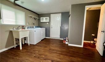 1214 Bryce Ave, Aurora, OH 44202