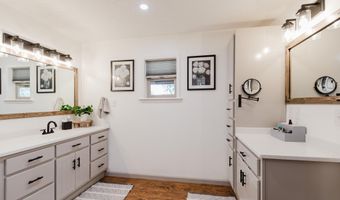 36 Old Railroad Dr, Alamogordo, NM 88310