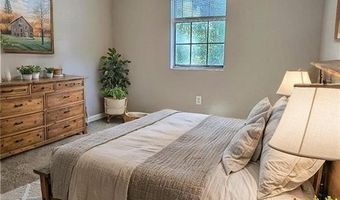 7066 Oakhill Cir, Austell, GA 30168