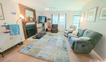 121 Wicklow Dr, Asheville, NC 28806