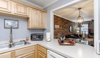 4735 Government St #208, Baton Rouge, LA 70806