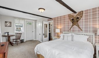 157 Main St, Belgrade, ME 04917