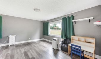 3270 Wards Rd, Altavista, VA 24517
