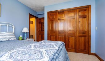 276 Bonnet Point Rd, Narragansett, RI 02882