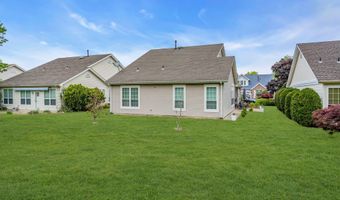 172 Sylvan Lake Blvd, Bayville, NJ 08721