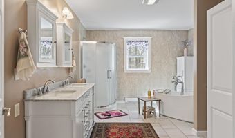 80 Maple St, Acton, ME 04001