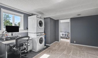 321 Dearborn St, Baldwin City, KS 66006
