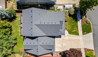 2968 NW Chianti Ln, Bend, OR 97703
