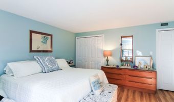11 Harbour Vlg B, Branford, CT 06405