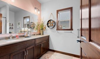 5036 N MILKWEED Trl, Appleton, WI 54913