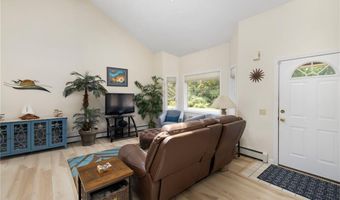 4 Wabasso Ter, Middletown, RI 02842
