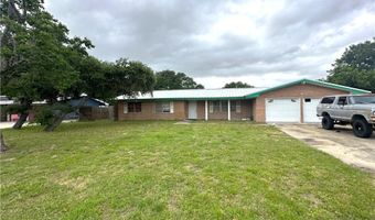 636 S 11th St, Aransas Pass, TX 78336