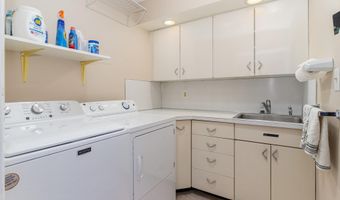 424 Fairlane Dr, Alma, MI 48801