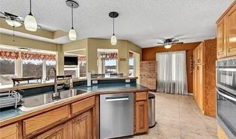 13 Dunedin Pl, Bella Vista, AR 72715