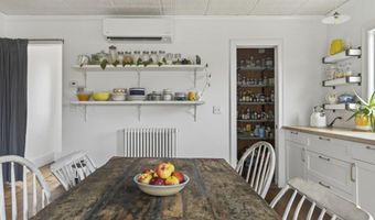 38 Union St, Belfast, ME 04915