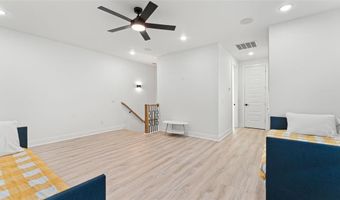 1145 NE Monroe St, Bentonville, AR 72712