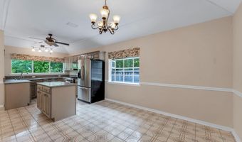 1826 TIERRA VERDE Dr, Atlantic Beach, FL 32233