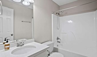 1027 Regency Dr, Acworth, GA 30102