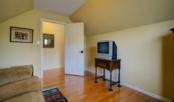 16 Ramshorn Rd, Alexandria Twp., NJ 08848