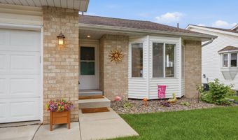 14118 Essex Ln, Apple Valley, MN 55124