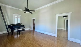 105 SW 3rd St, Atkins, AR 72823