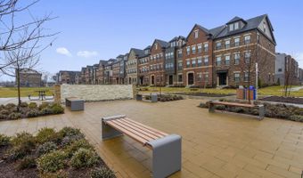 43498 APPLE ORCHARD Sq, Ashburn, VA 20148