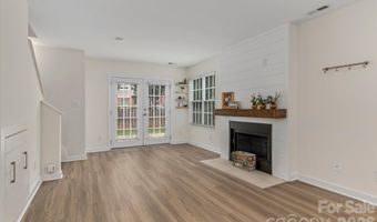 1525 Briar Creek Rd B, Charlotte, NC 28205